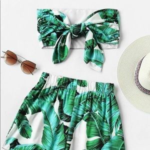 Crop Bandeau W/ Shorts